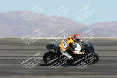 media/May-10-2025-Race Pace (Sat) [[db32fef2da]]/Vested/3-Bowl Set 1 (9am)/